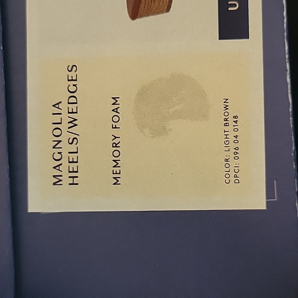 Universal Thread Magnolia Tan wedge mule 2.75" block heel memory foam New in box - Picture 8 of 8